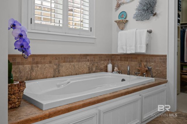 17189 Tennis Club Drive, Fairhope, AL 36532