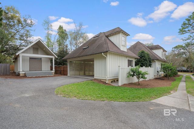 17189 Tennis Club Drive, Fairhope, AL 36532