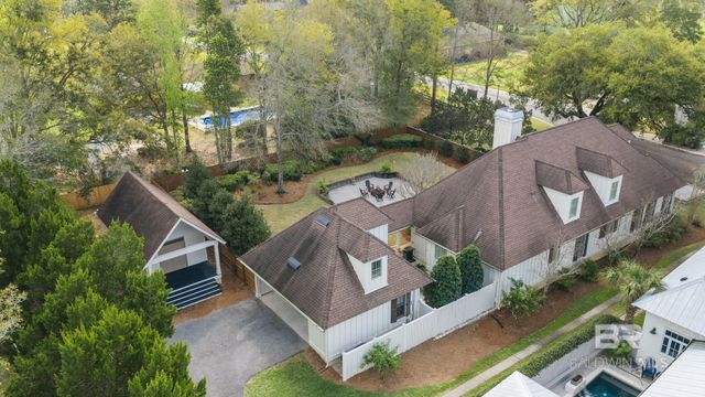 17189 Tennis Club Drive, Fairhope, AL 36532