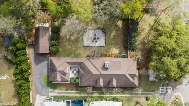 17189 Tennis Club Drive, Fairhope, AL 36532