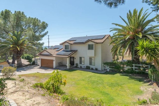 40575 Calle Fiesta, Temecula, CA 92591