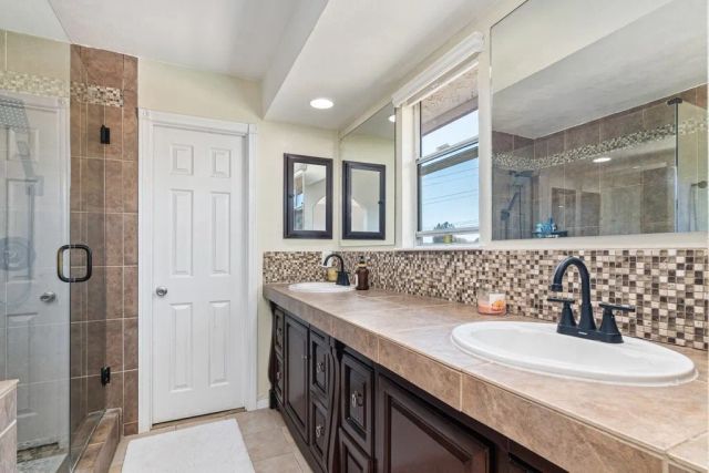 40575 Calle Fiesta, Temecula, CA 92591