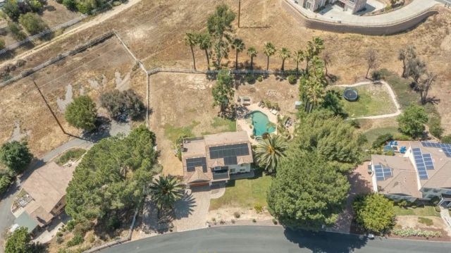 40575 Calle Fiesta, Temecula, CA 92591