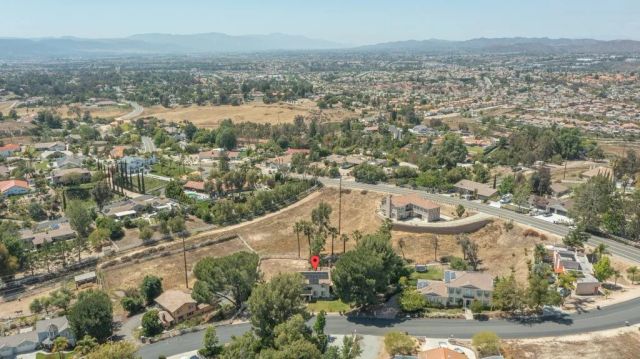 40575 Calle Fiesta, Temecula, CA 92591