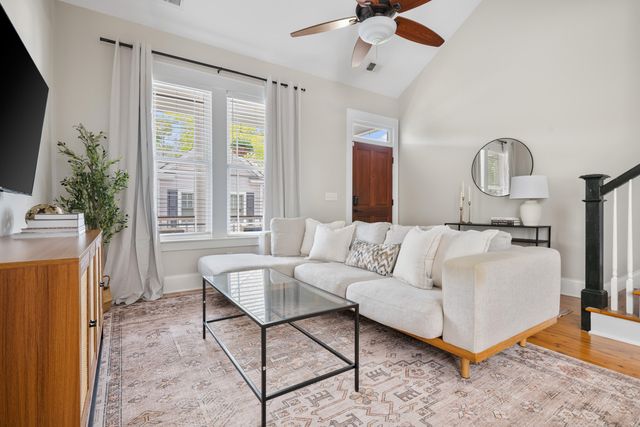 4 Senate Street, Charleston, SC 29403