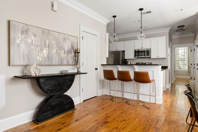 4 Senate Street, Charleston, SC 29403