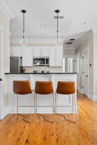 4 Senate Street, Charleston, SC 29403