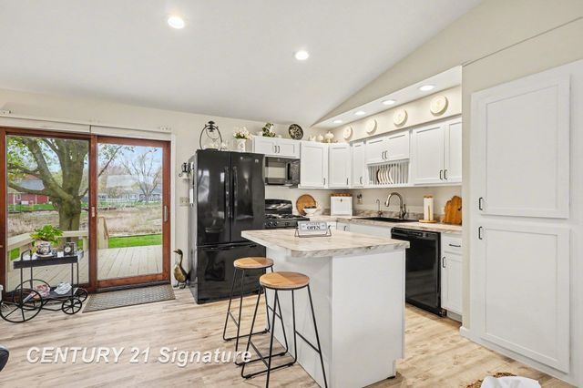5430 S Pine Street, Billings, MI 48612