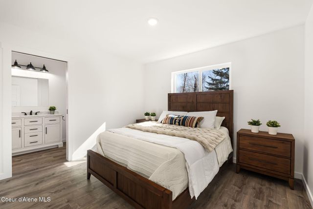 375 Jasper Loop, Ponderay, ID 83852