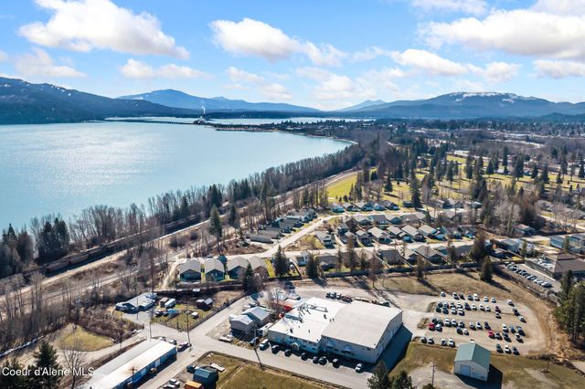 375 Jasper Loop, Ponderay, ID 83852