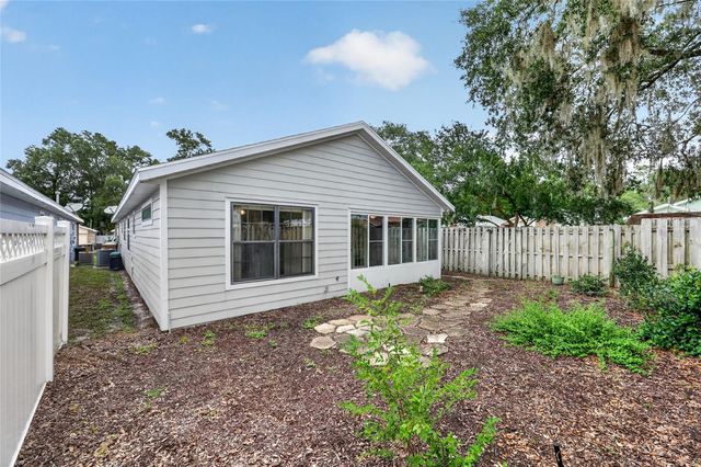 3928 NE 22ND STREET, Ocala, FL 34470