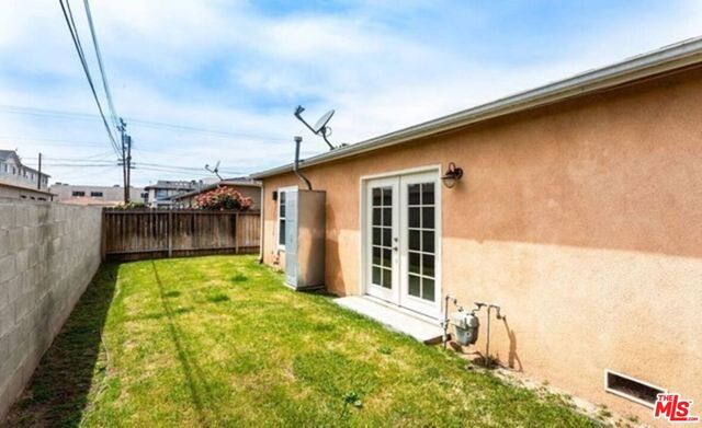 13632 -36 Cerise Avenue, Hawthorne, CA 90250