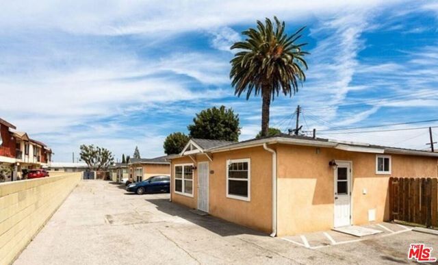 13632 -36 Cerise Avenue, Hawthorne, CA 90250