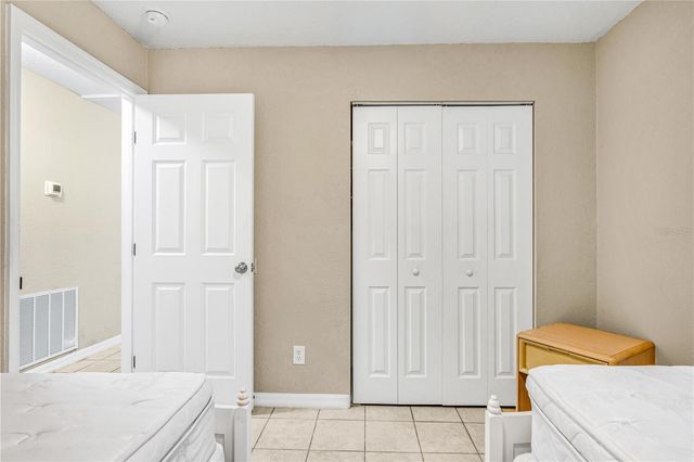 240 NEWCOMB STREET, New Smyrna Beach, FL 32168