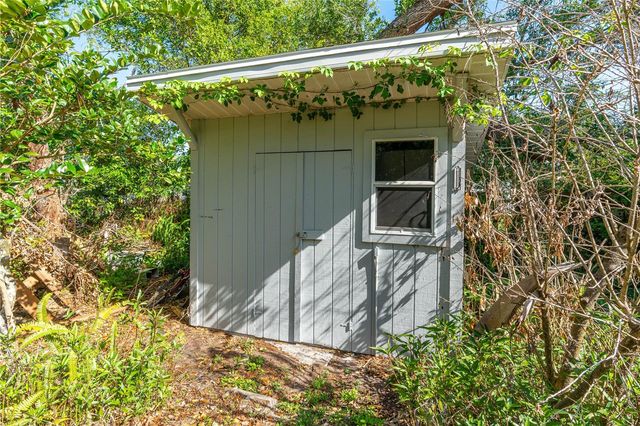 240 NEWCOMB STREET, New Smyrna Beach, FL 32168