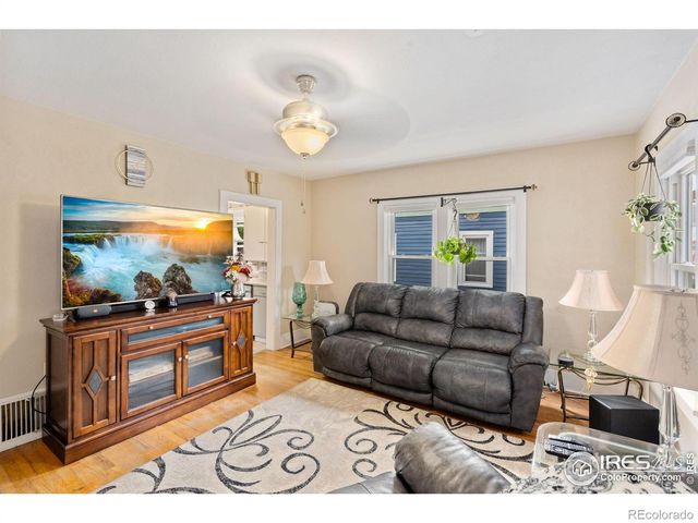 5 S Greeley Avenue, Johnstown, CO 80534