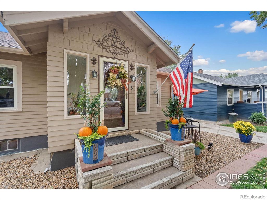 5 S Greeley Avenue, Johnstown, CO 80534