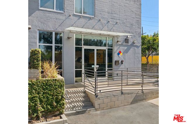 825 E 4th Street 503, Los Angeles, CA 90013