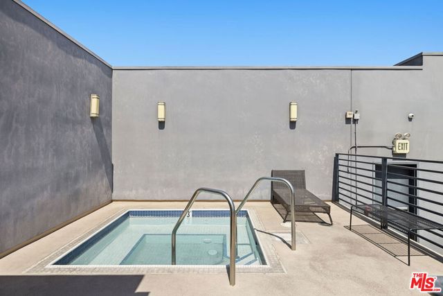 825 E 4th Street 503, Los Angeles, CA 90013