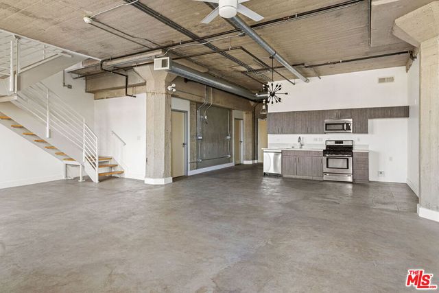 825 E 4th Street 503, Los Angeles, CA 90013