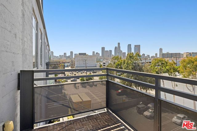825 E 4th Street 503, Los Angeles, CA 90013