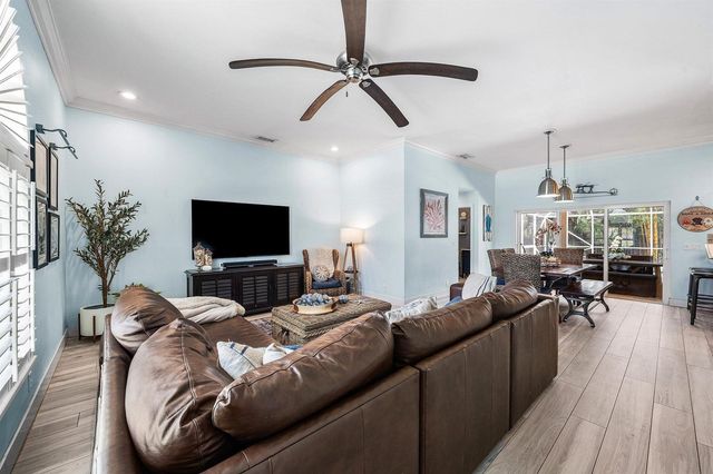 208 Longshore Drive, Jupiter, FL 33458