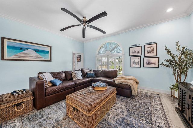 208 Longshore Drive, Jupiter, FL 33458