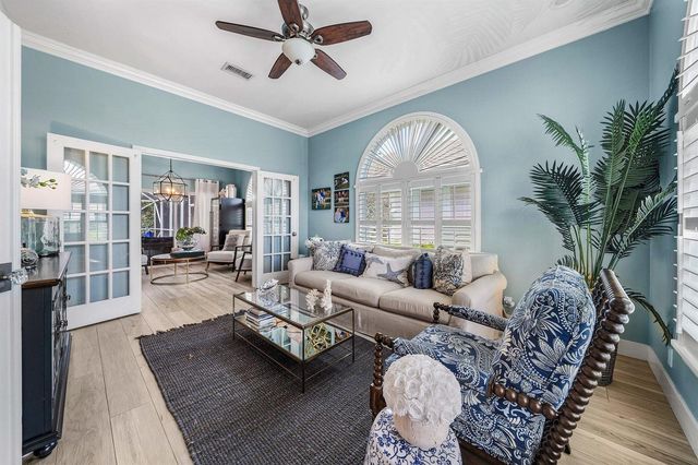 208 Longshore Drive, Jupiter, FL 33458
