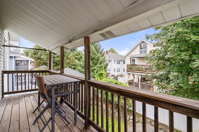 25-27 Dalton Road 27, Belmont, MA 02478