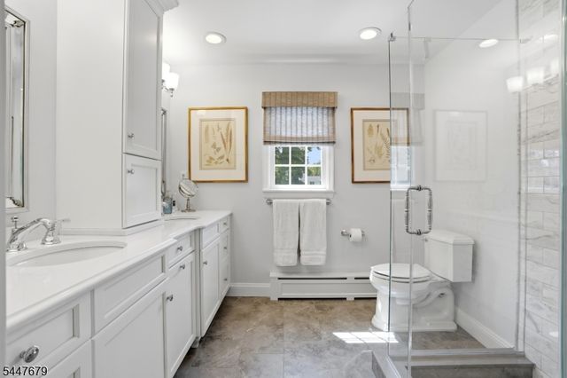 11 Briarwood Ct, Woodcliff Lake Boro, NJ 07677