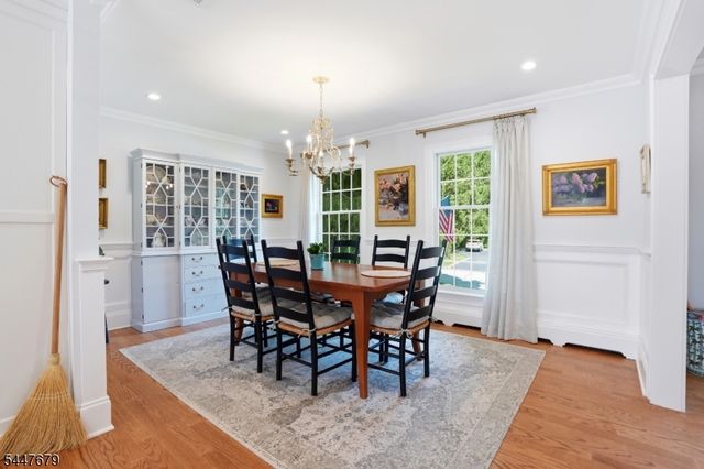 11 Briarwood Ct, Woodcliff Lake Boro, NJ 07677