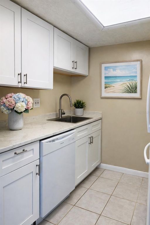 Image 4 of property listing at 8921 BLIND PASS ROAD 244, St Pete Beach, FL 33706