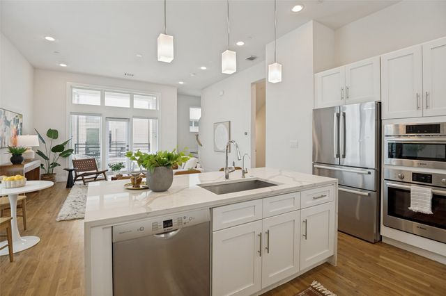 1719 Caddo Street 101, Dallas, TX 75204