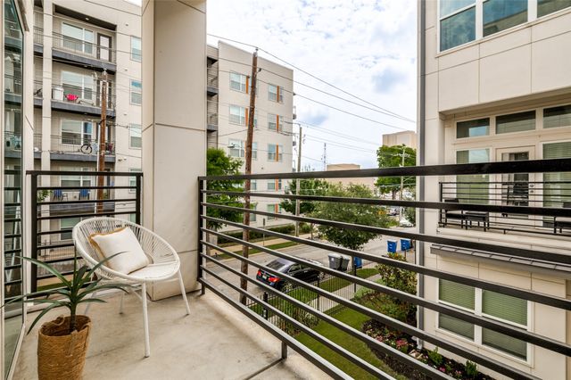 1719 Caddo Street 101, Dallas, TX 75204