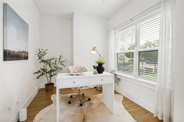 1719 Caddo Street 101, Dallas, TX 75204