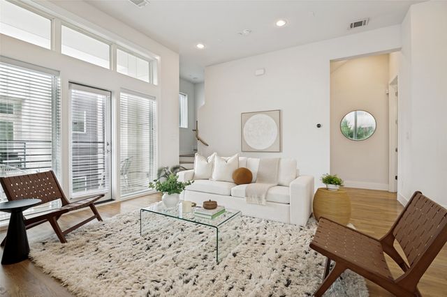 1719 Caddo Street 101, Dallas, TX 75204