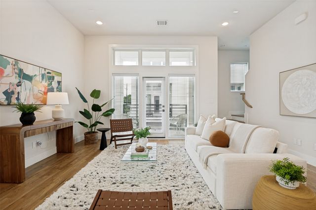 1719 Caddo Street 101, Dallas, TX 75204