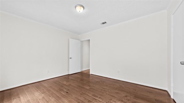 175 Old Bridge Lake, Houston, TX 77069