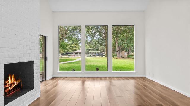 175 Old Bridge Lake, Houston, TX 77069