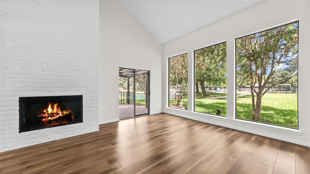 175 Old Bridge Lake, Houston, TX 77069