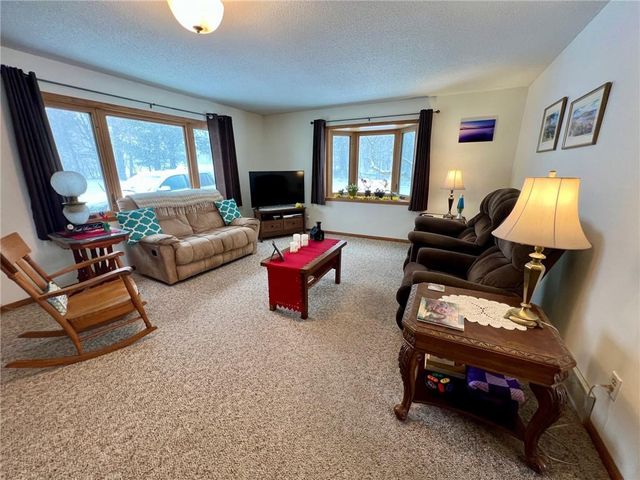 1439 E Maple Avenue, Barron, WI 54812