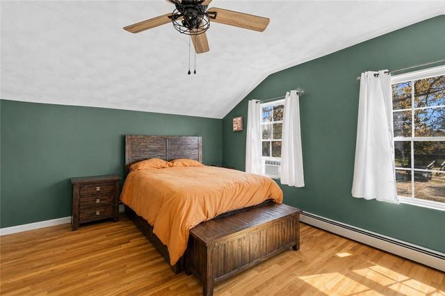 81 Allen Avenue, Warwick, RI 02889