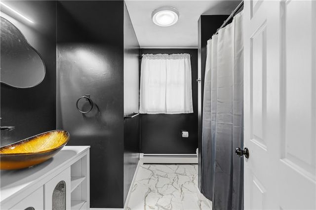 81 Allen Avenue, Warwick, RI 02889