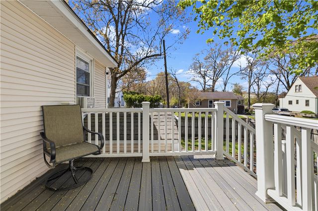 81 Allen Avenue, Warwick, RI 02889