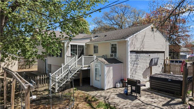 81 Allen Avenue, Warwick, RI 02889