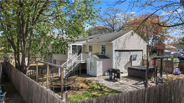 81 Allen Avenue, Warwick, RI 02889