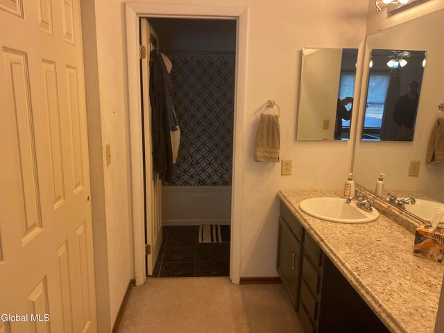 92 Stoney Creek Drive, Clifton Park, NY 12065