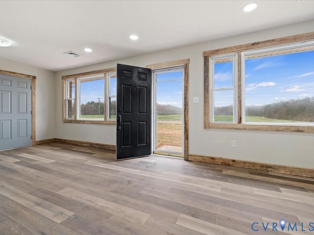 1979 Cumberland Rd, Cumberland, VA 23901