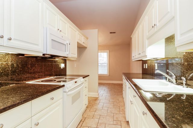 1351 Winterberry Avenue, Goose Creek, SC 29445