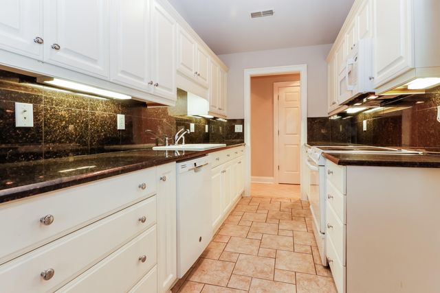 1351 Winterberry Avenue, Goose Creek, SC 29445